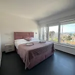 Aaa Luxury 3*