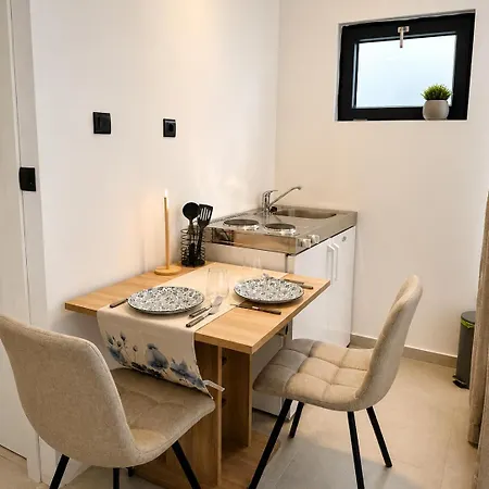 Pensionat Aaa Luxury With Pool 4*