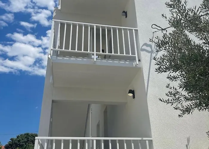 Guest house Aaa Luxury